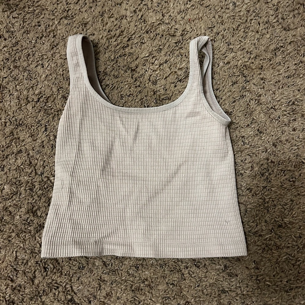 plain crème tank/ crop top size S